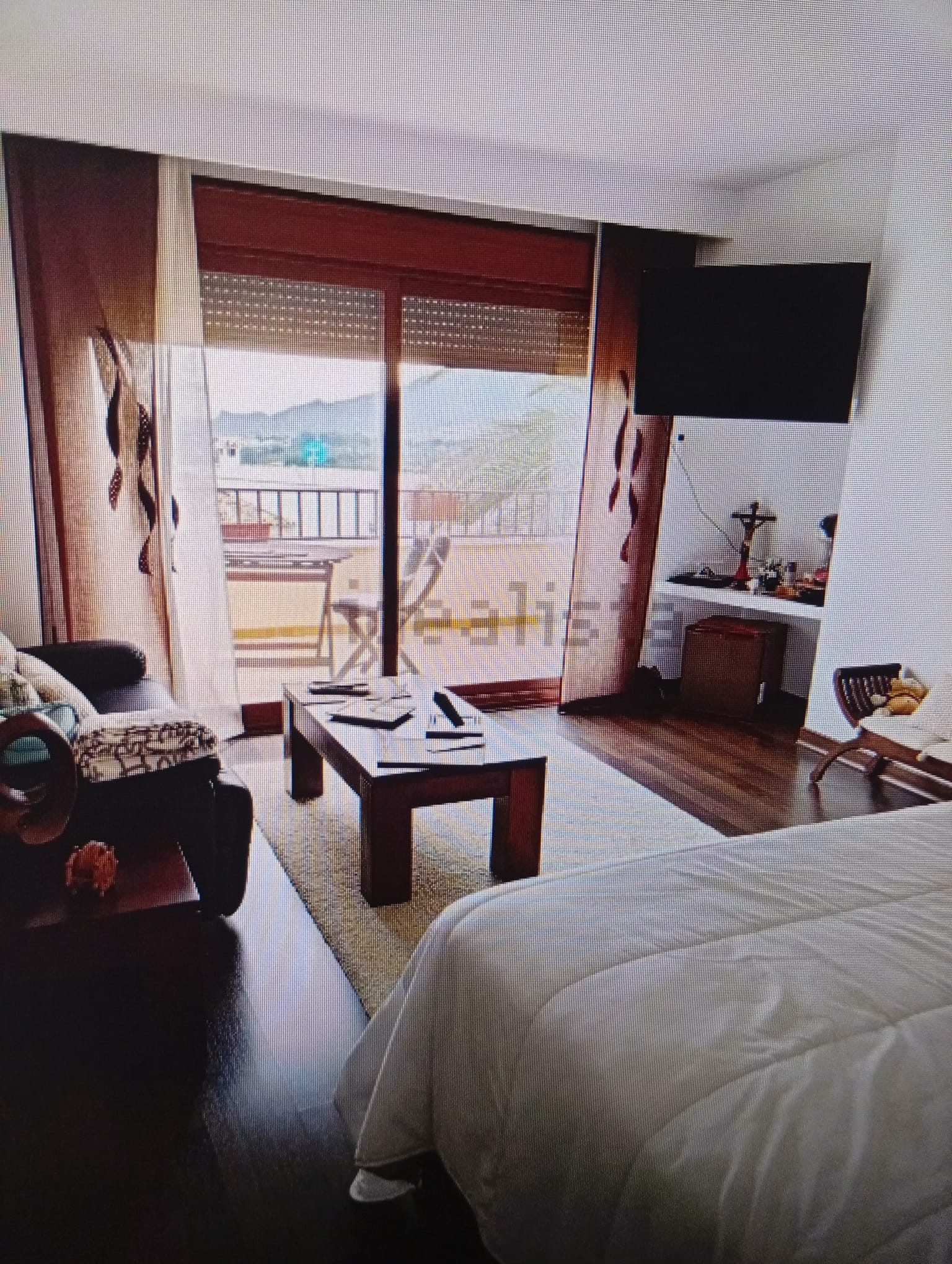 Villa de Lujo en La Nucía: Estilo Mediterráneo, Exclusiva villa en La Nucía, Alicante. 4 hab, 3 baños, 450m². Lujo mediterráneo, piscina, vistas al mar. ¡Tu oasis privado!