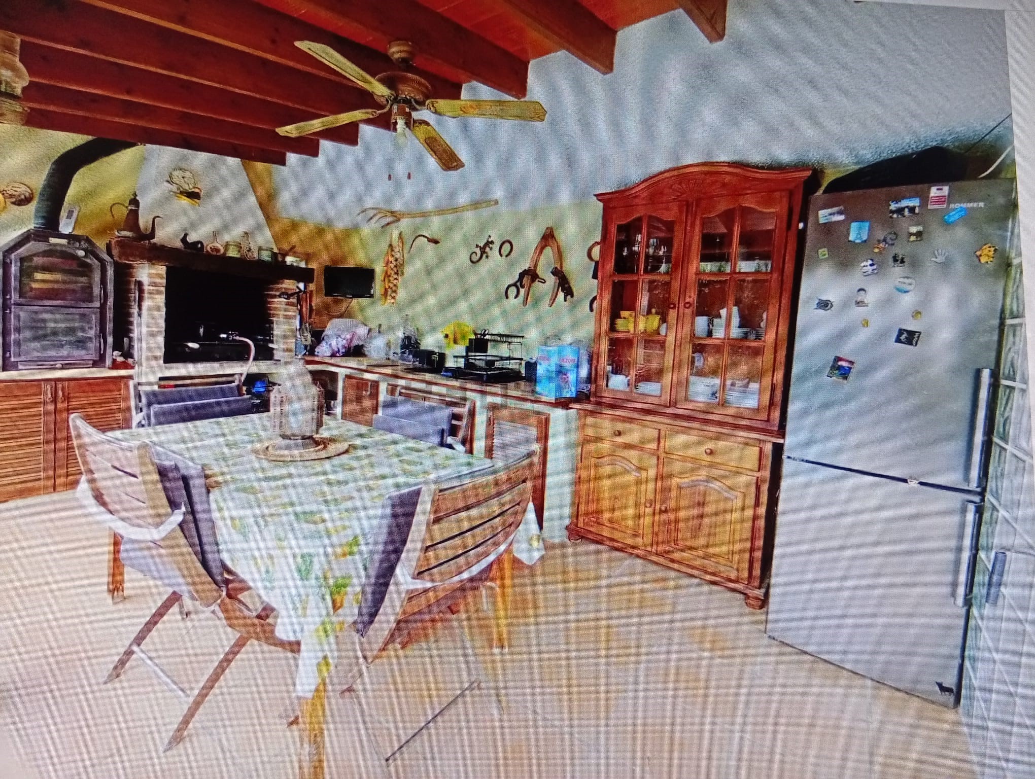 Villa de Lujo en La Nucía: Estilo Mediterráneo, Exclusiva villa en La Nucía, Alicante. 4 hab, 3 baños, 450m². Lujo mediterráneo, piscina, vistas al mar. ¡Tu oasis privado!