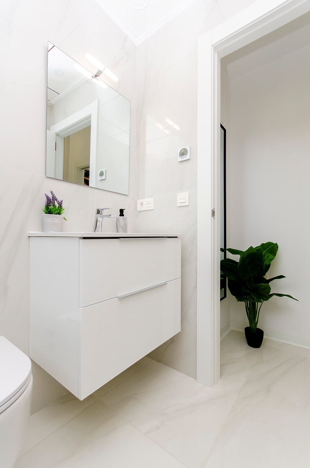 Villa de lujo en Orihuela: Golf, playa y energía A, Villas de lujo en Entrenaranjos, Orihuela. 3 hab, 2 baños, piscina privada. Cerca de golf, playas y servicios. ¡Oferta especial!