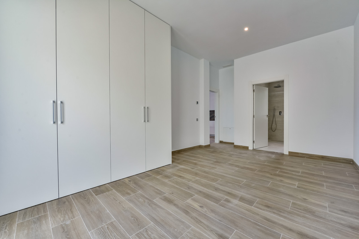 Finestrat Luxury: Villa exclusiva con piscina, Lujosa villa de obra nueva en Finestrat, Alicante. 7 dormitorios, piscina semiolímpica, spa. ¡Inversión de lujo en Costa Blanca!