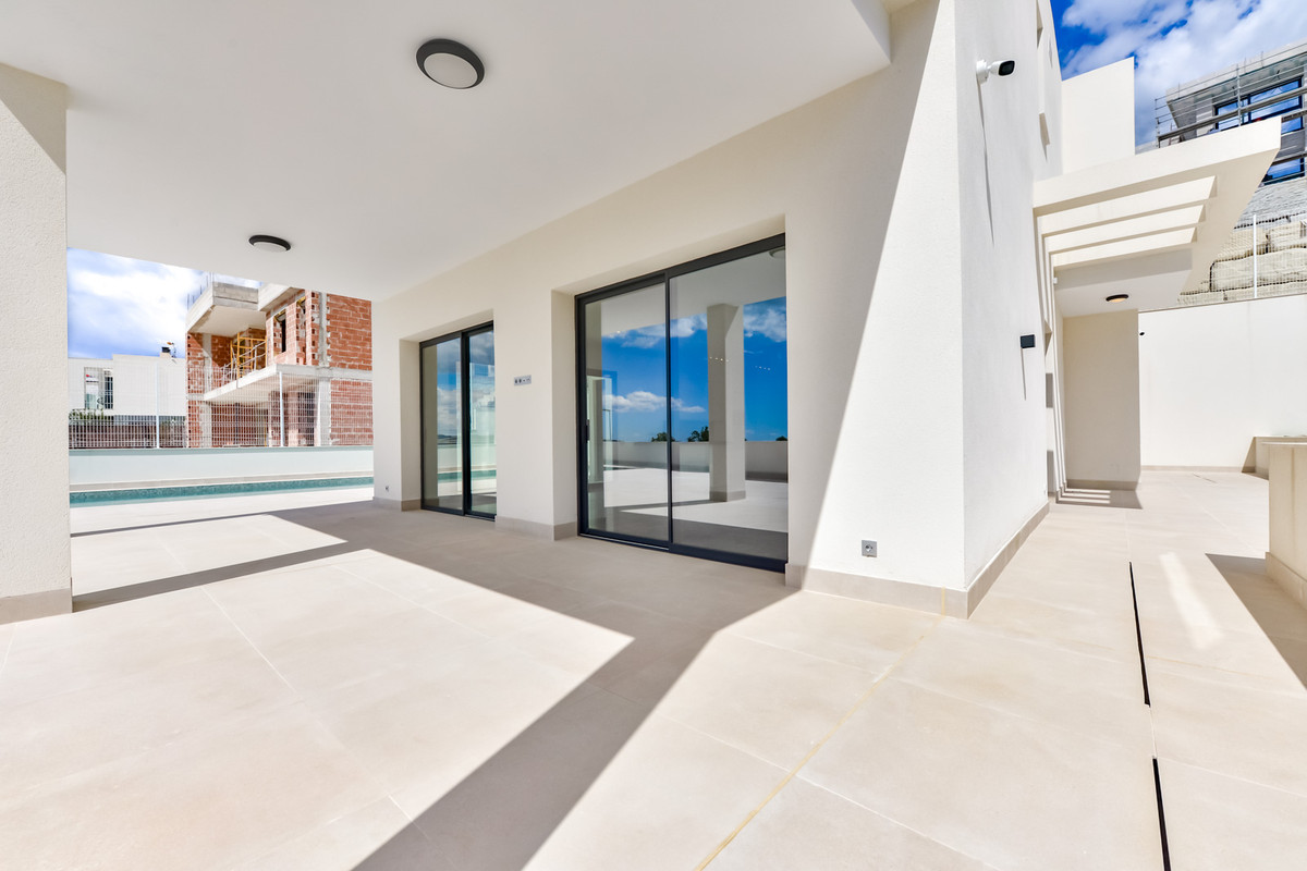 Finestrat Luxury: Villa exclusiva con piscina, Lujosa villa de obra nueva en Finestrat, Alicante. 7 dormitorios, piscina semiolímpica, spa. ¡Inversión de lujo en Costa Blanca!