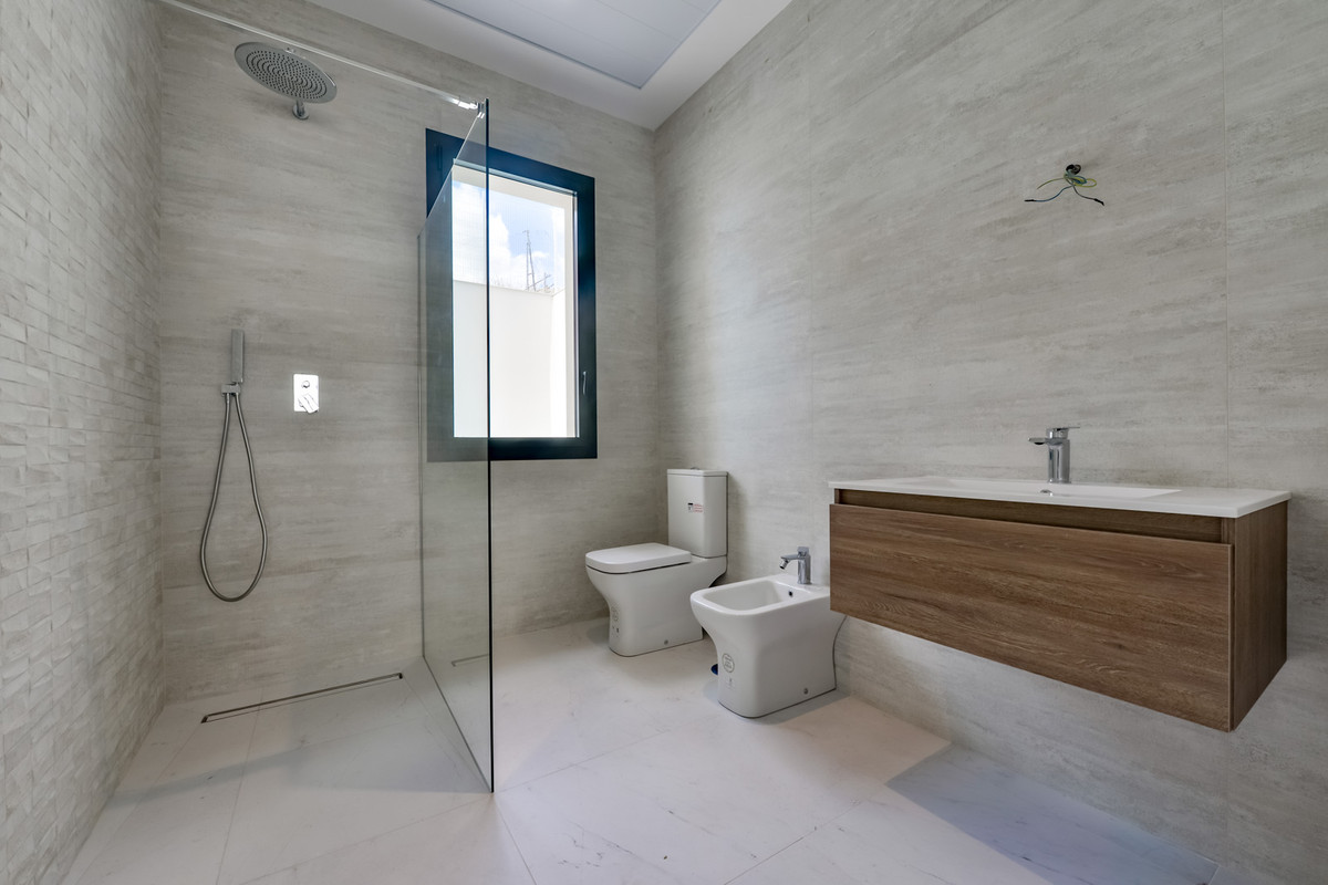 Finestrat Luxury: Villa exclusiva con piscina, Lujosa villa de obra nueva en Finestrat, Alicante. 7 dormitorios, piscina semiolímpica, spa. ¡Inversión de lujo en Costa Blanca!