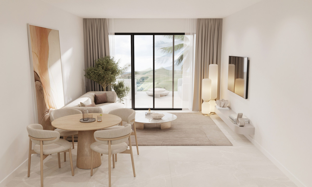 Lujo mediterráneo: vistas al mar y al campo de golf en Estepona, Apartamentos de ensueño en Estepona. Vistas al mar, golf y montaña. Zonas comunes, piscina. Cerca de servicios y centro histórico. ¡Oportunidad única!