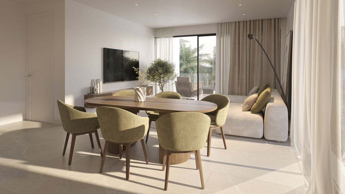 Lujo mediterráneo: vistas al mar y al campo de golf en Estepona, Apartamentos de ensueño en Estepona. Vistas al mar, golf y montaña. Zonas comunes, piscina. Cerca de servicios y centro histórico. ¡Oportunidad única!