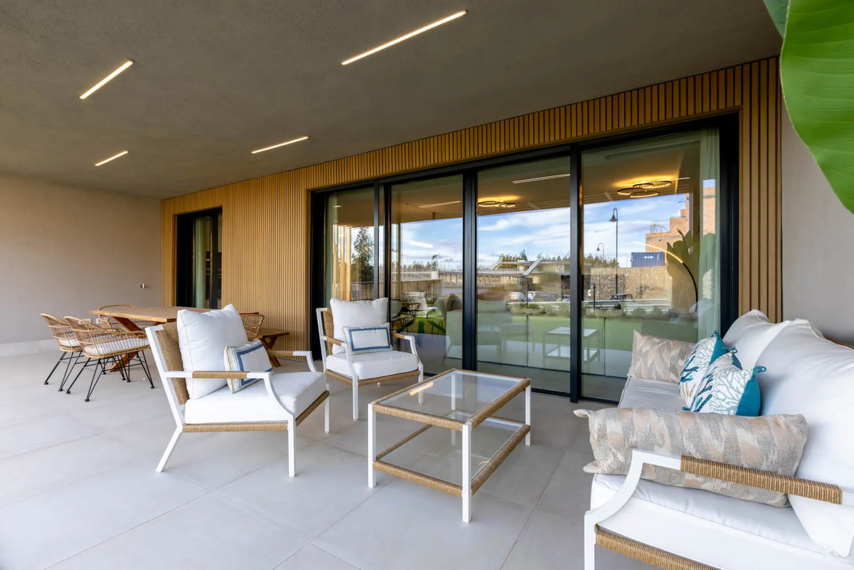 Vivienda mediterránea de lujo en Mijas: ¡Lista para entrar a vivir!, Casas adosadas de 3 dormitorios en Mijas, Málaga. Urbanización exclusiva, a 5 min de la playa y golf. Lujo, piscina y spa. ¡Estilo de vida mediterráneo!