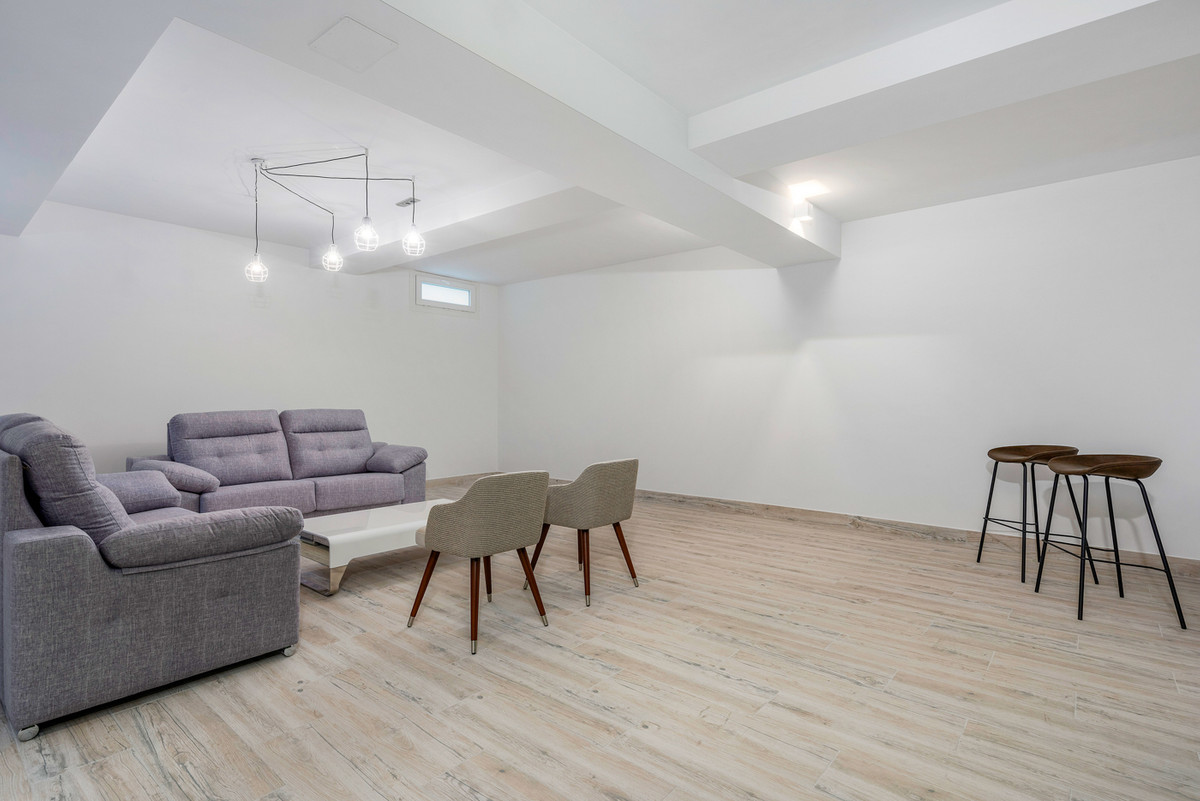 Villa de Lujo en Los Montesinos: Paz y Confort, Villas de lujo en La Herrada, Los Montesinos. 3 hab, piscinas privadas, cerca de playas y naturaleza. ¡Su oasis de paz!