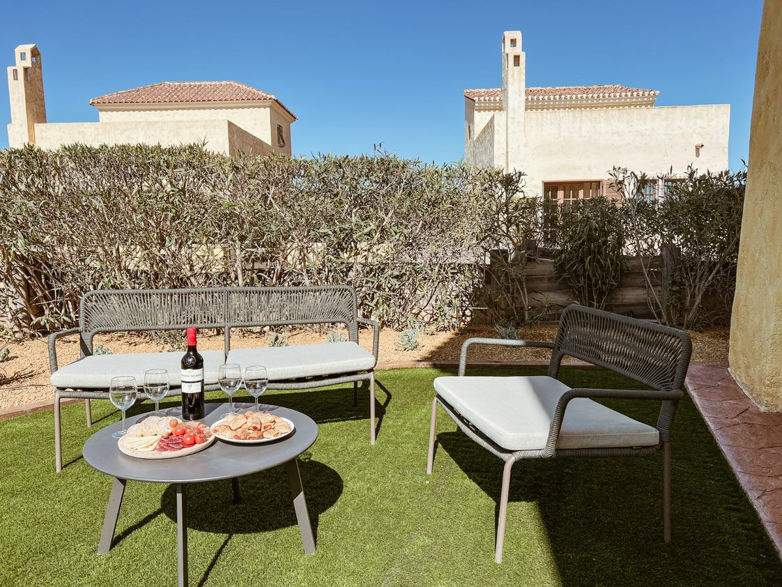 Villa de lujo en Desert Springs, Almería, Villa de lujo 4 dormitorios en Desert Springs, Almería. Vistas al golf, jardines privados, piscinas. Acabados premium. ¡Exclusividad y confort!