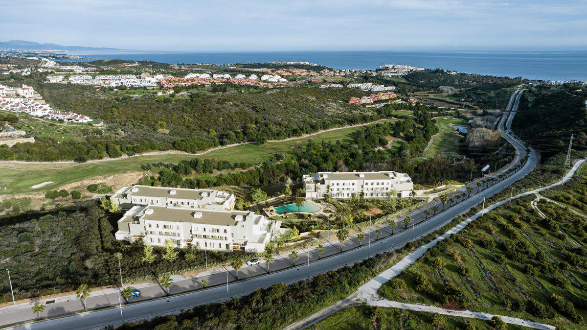 propiedad, Apartamentos de lujo en Casares, Málaga. Vistas al mar y golf. 2-3 dorm. Zonas comunes, piscina, gym. ¡Invierte en tu oasis!