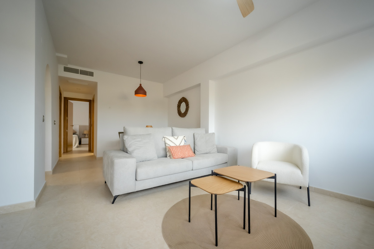 Tu oasis moderno en Las Herrerías, Almería, Descubre apartamentos de diseño en Las Herrerías, Almería. 2 hab, 2 baños, terraza, piscina. ¡Tu hogar mediterráneo ideal!