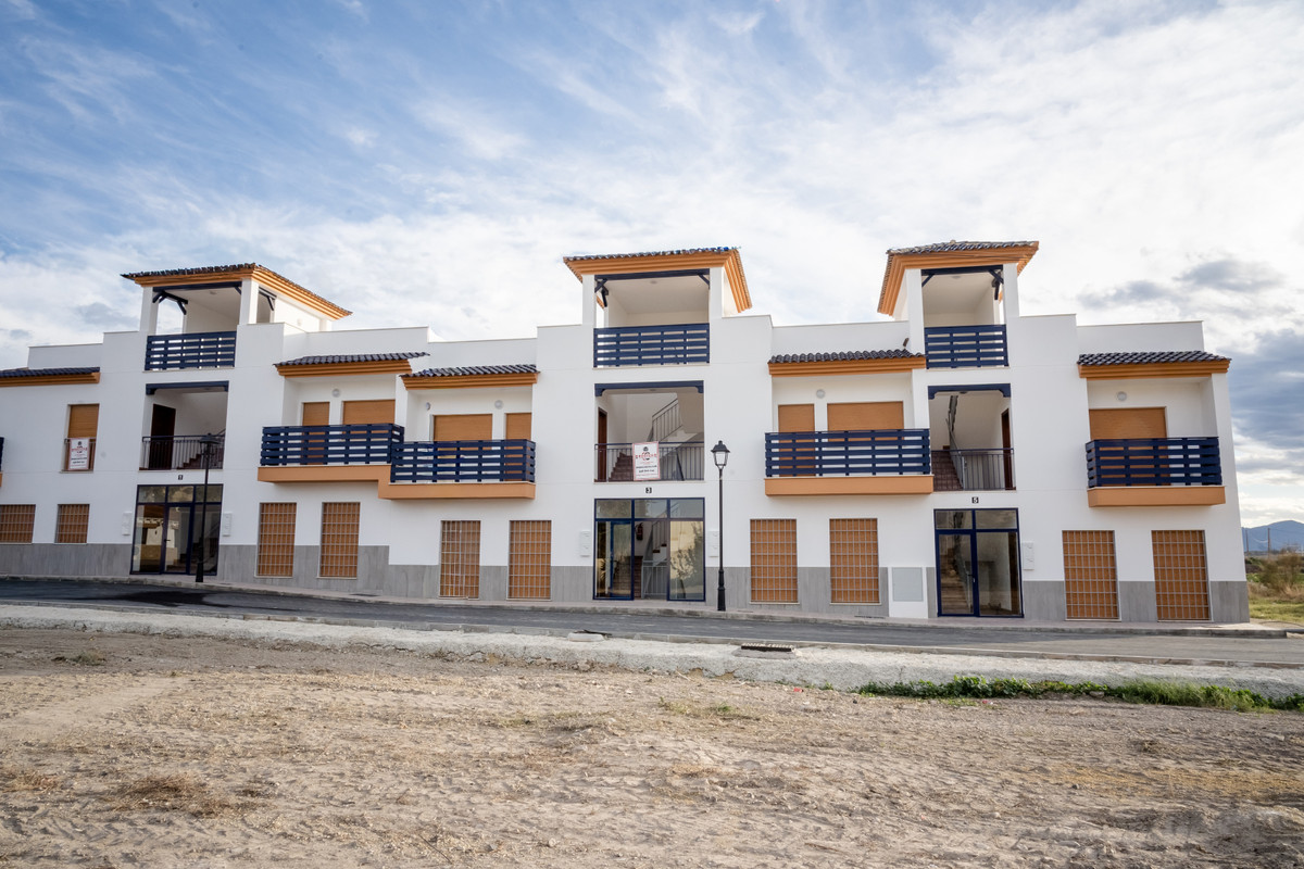 Tu oasis moderno en Las Herrerías, Almería, Descubre apartamentos de diseño en Las Herrerías, Almería. 2 hab, 2 baños, terraza, piscina. ¡Tu hogar mediterráneo ideal!