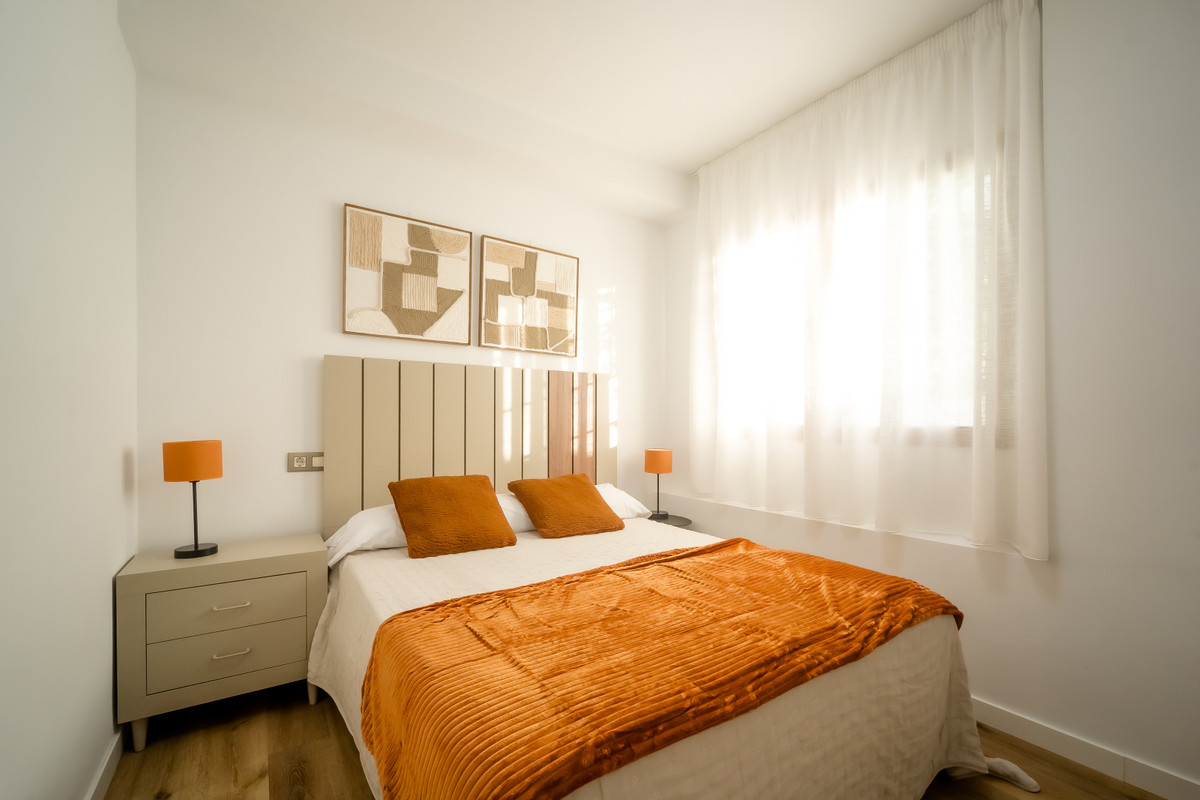 Tu oasis moderno en Las Herrerías, Almería, Descubre apartamentos de diseño en Las Herrerías, Almería. 2 hab, 2 baños, terraza, piscina. ¡Tu hogar mediterráneo ideal!