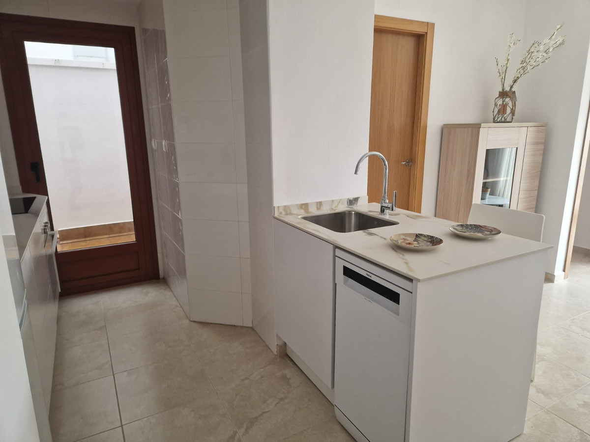 Tu hogar mediterráneo en Avilés, Murcia, Apartamentos de diseño en Avilés, Murcia. 1-3 dormitorios, cocinas equipadas, cerca de playas y golf. ¡Tu hogar mediterráneo ideal!