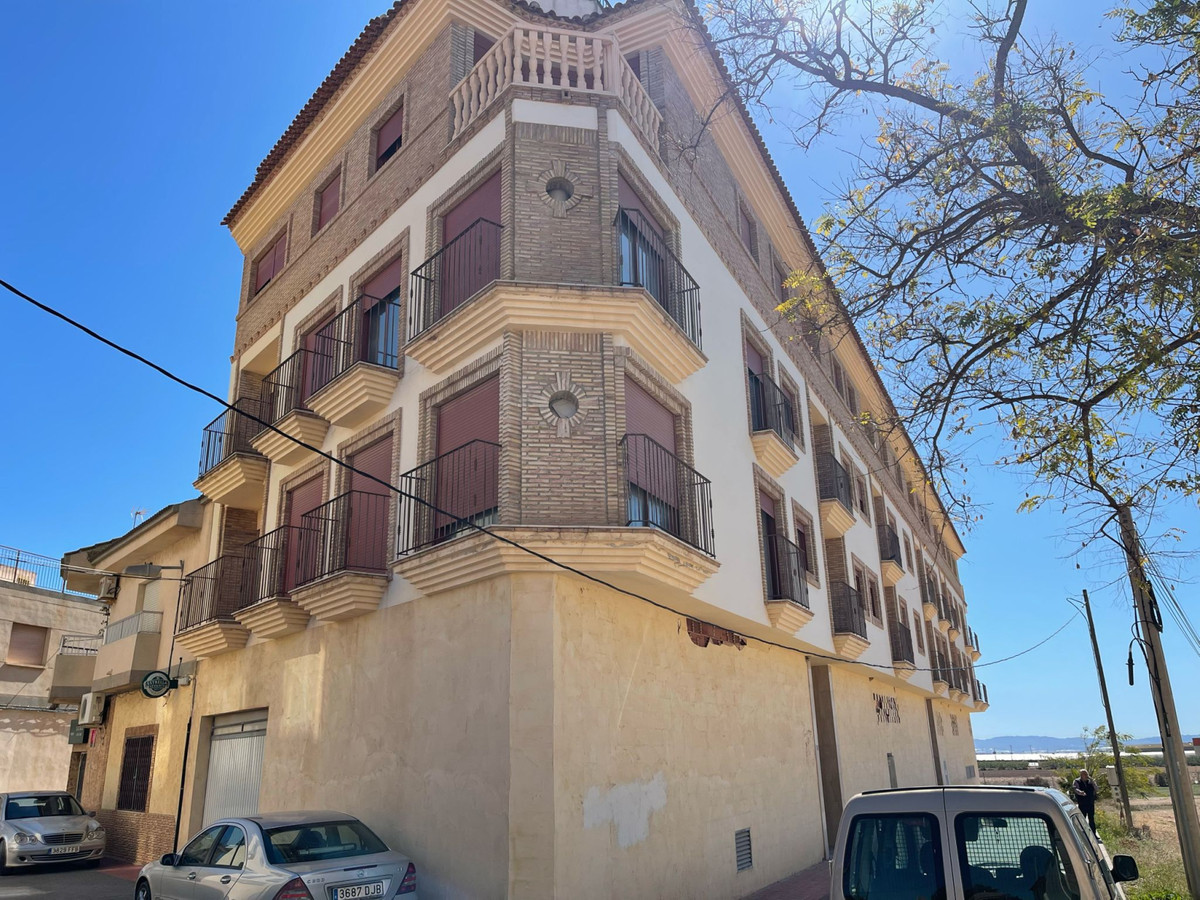 Tu hogar mediterráneo en Avilés, Murcia, Apartamentos de diseño en Avilés, Murcia. 1-3 dormitorios, cocinas equipadas, cerca de playas y golf. ¡Tu hogar mediterráneo ideal!