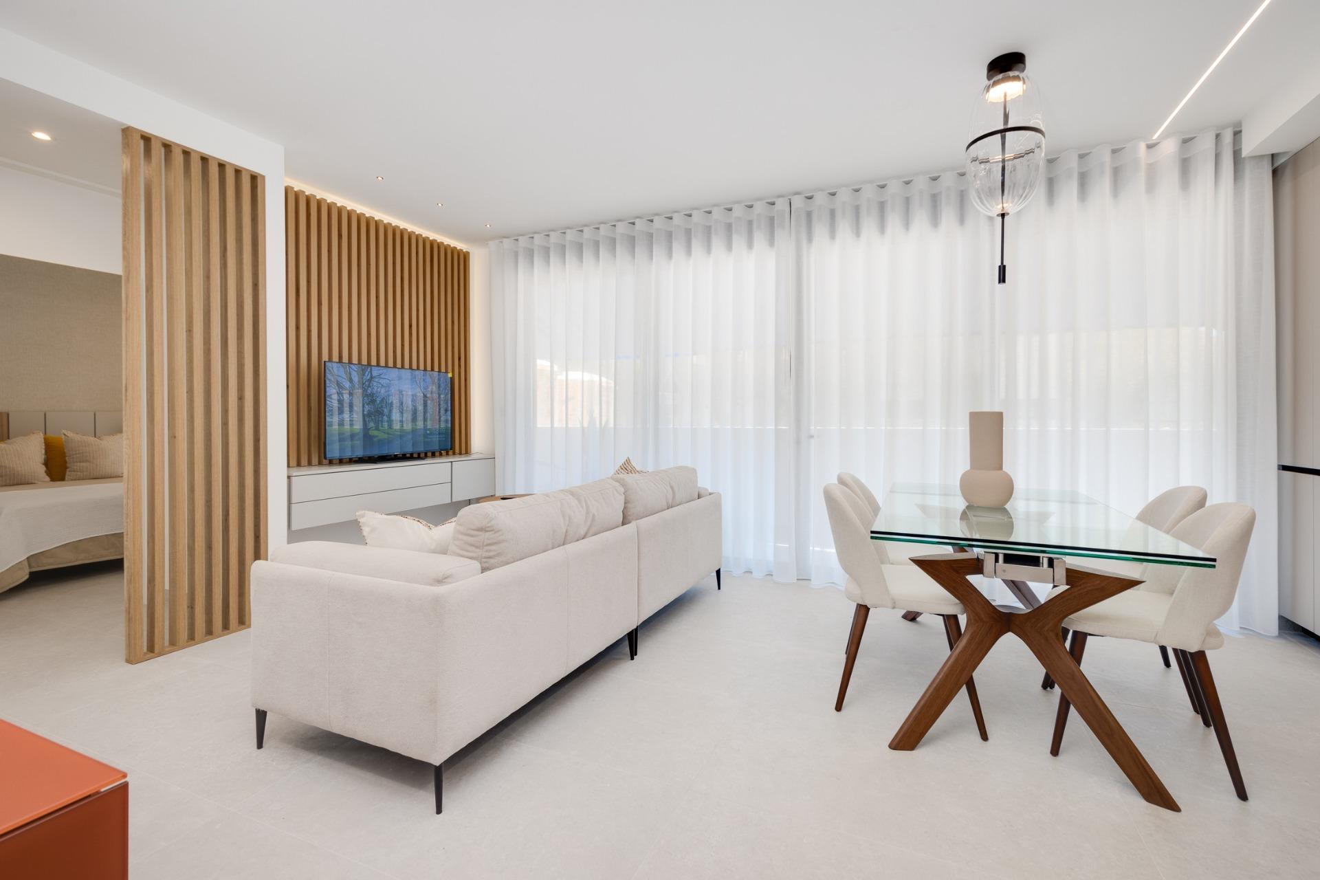 Apartamento en Venta en Guardamar del Segura, Apartamentos obra nueva en Guardamar, Costa Blanca. Diseño moderno, 2 hab, piscina, spa. A 1.6km playa. ¡Vive el lujo mediterráneo!