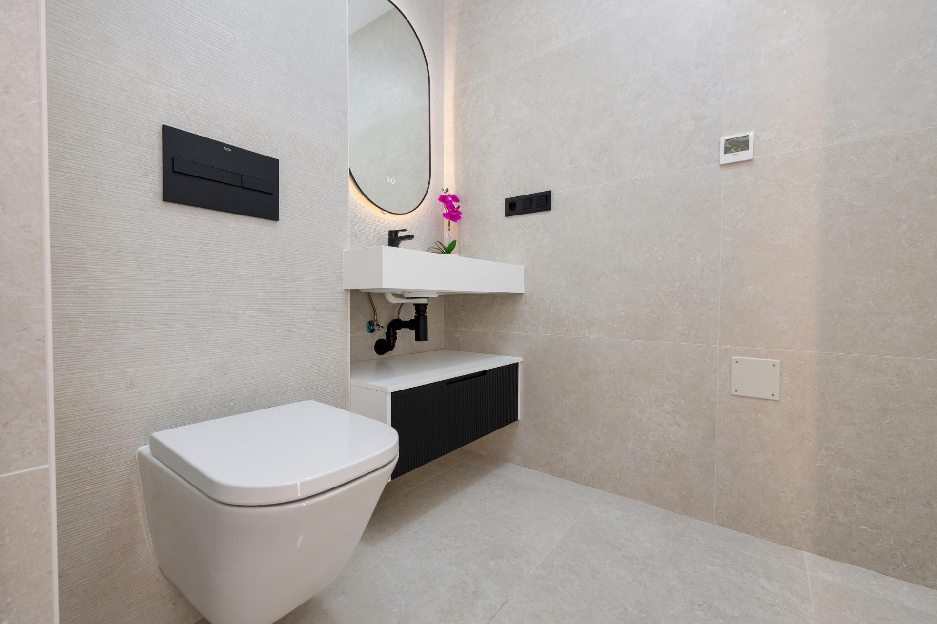 Apartamento en Venta en Guardamar del Segura, Apartamentos obra nueva en Guardamar, Costa Blanca. Diseño moderno, 2 hab, piscina, spa. A 1.6km playa. ¡Vive el lujo mediterráneo!