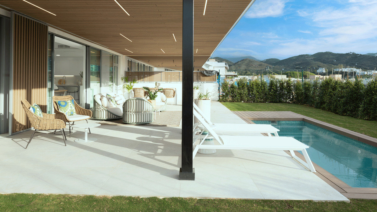 Lujo y brisa marina en Marbella., Exclusivos apartamentos de 3-4 dormitorios en Marbella, Málaga. Vistas al mar y brisa marina. Vive el lujo y la calidad de vida.