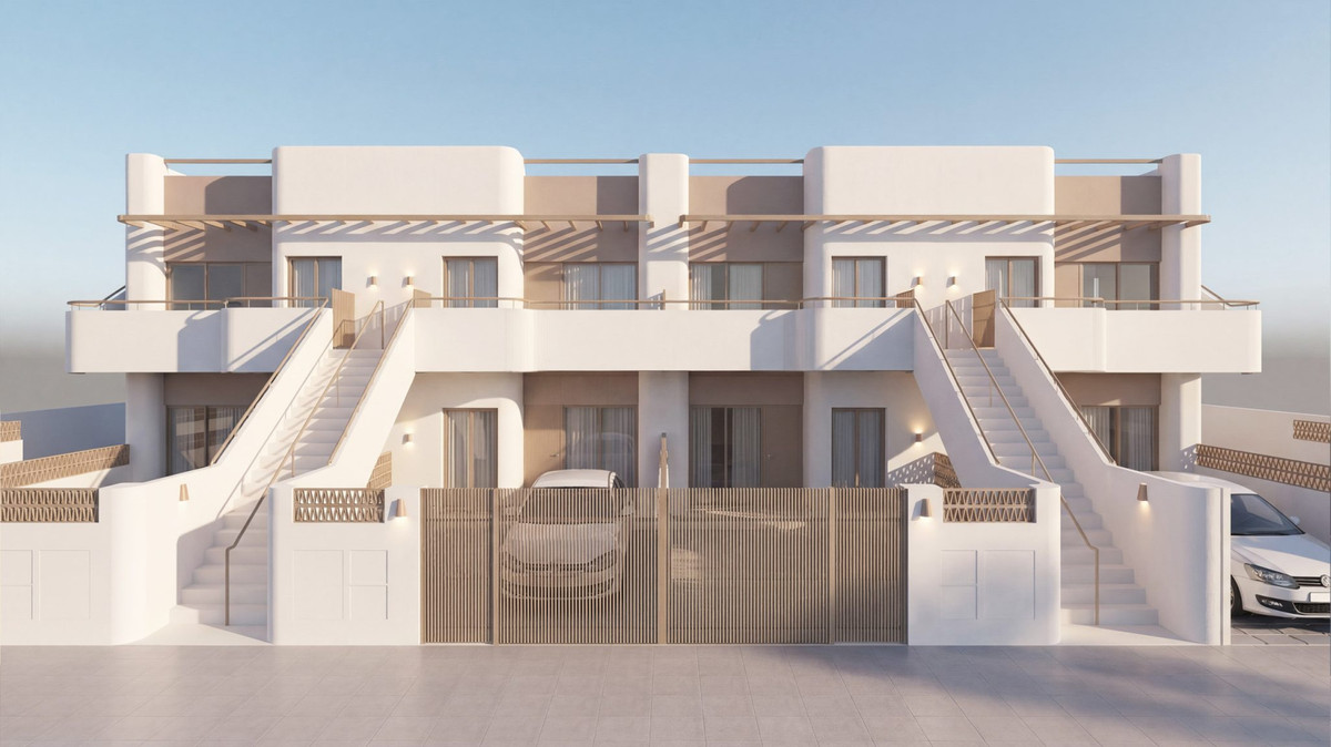 Villa de Lujo Cerca de la Playa en Pilar de la Horadada, Descubre Maisonettes de lujo en Pilar de la Horadada. 2 hab, 2 baños, piscina privada y jardín/solárium. ¡Invierte en tu calidad de vida!
