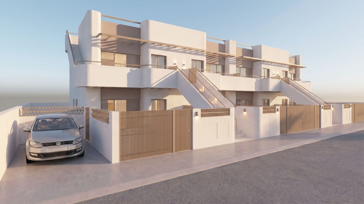 Villa de Lujo Cerca de la Playa en Pilar de la Horadada, Descubre Maisonettes de lujo en Pilar de la Horadada. 2 hab, 2 baños, piscina privada y jardín/solárium. ¡Invierte en tu calidad de vida!