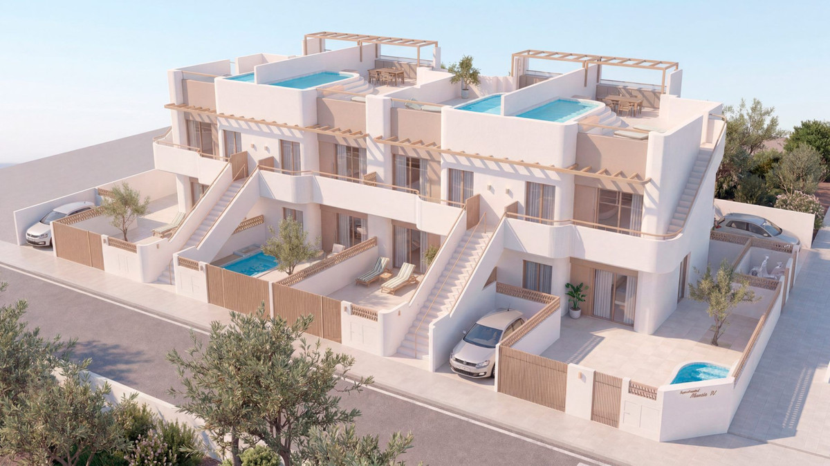 Villa de Lujo Cerca de la Playa en Pilar de la Horadada, Descubre Maisonettes de lujo en Pilar de la Horadada. 2 hab, 2 baños, piscina privada y jardín/solárium. ¡Invierte en tu calidad de vida!