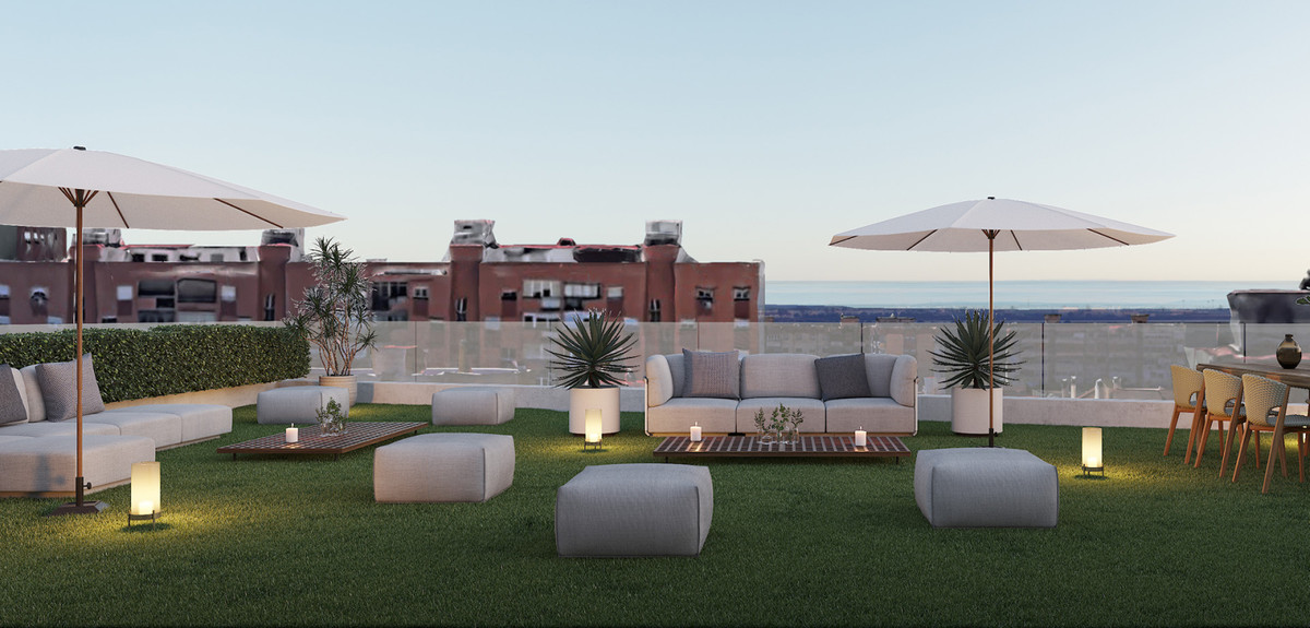 Málaga Oeste: Tu oasis urbano con terraza y conexión, Apartamento de 2 dorm. en La Princesa, Málaga. Disfruta amplias terrazas, a minutos de Playa Huelin. Conectividad excepcional (AVE, Metro, Aeropuerto). ¡Vive el