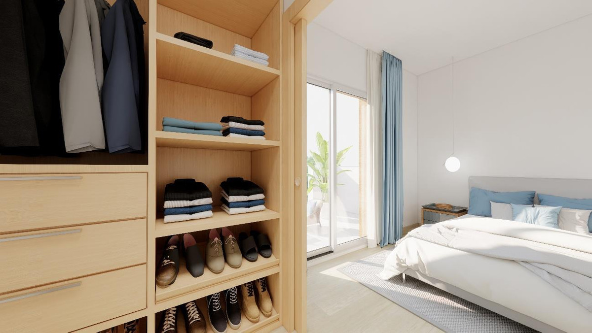 Villas de Lujo: Mar, Golf y Sol en Los Alcázares, Descubre 31 villas adosadas de lujo en Los Alcázares, Murcia. A metros del Mar Menor y golf La Serena. 3 dorm, terrazas, solárium. ¡Invierte en tu bienestar!