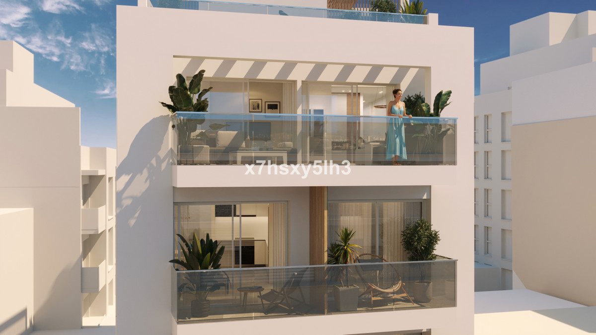Apartamento de 3 habitaciones y 3 baños en Torrevieja.