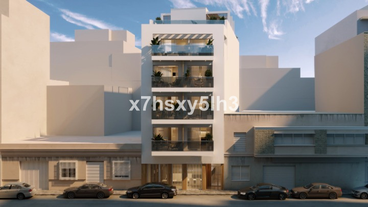Apartamento de 3 habitaciones y 3 baños en Torrevieja.