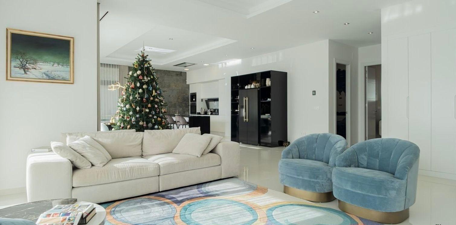 Villa de Lujo Exquisita en Sierra Cortina con Piscina y Vistas, Descubra esta villa de lujo en Sierra Cortina, Finestrat. 389m², 5 dorm, 5 baños, piscina privada, gimnasio y vistas espectaculares. ¡Viva el lujo y la privacid