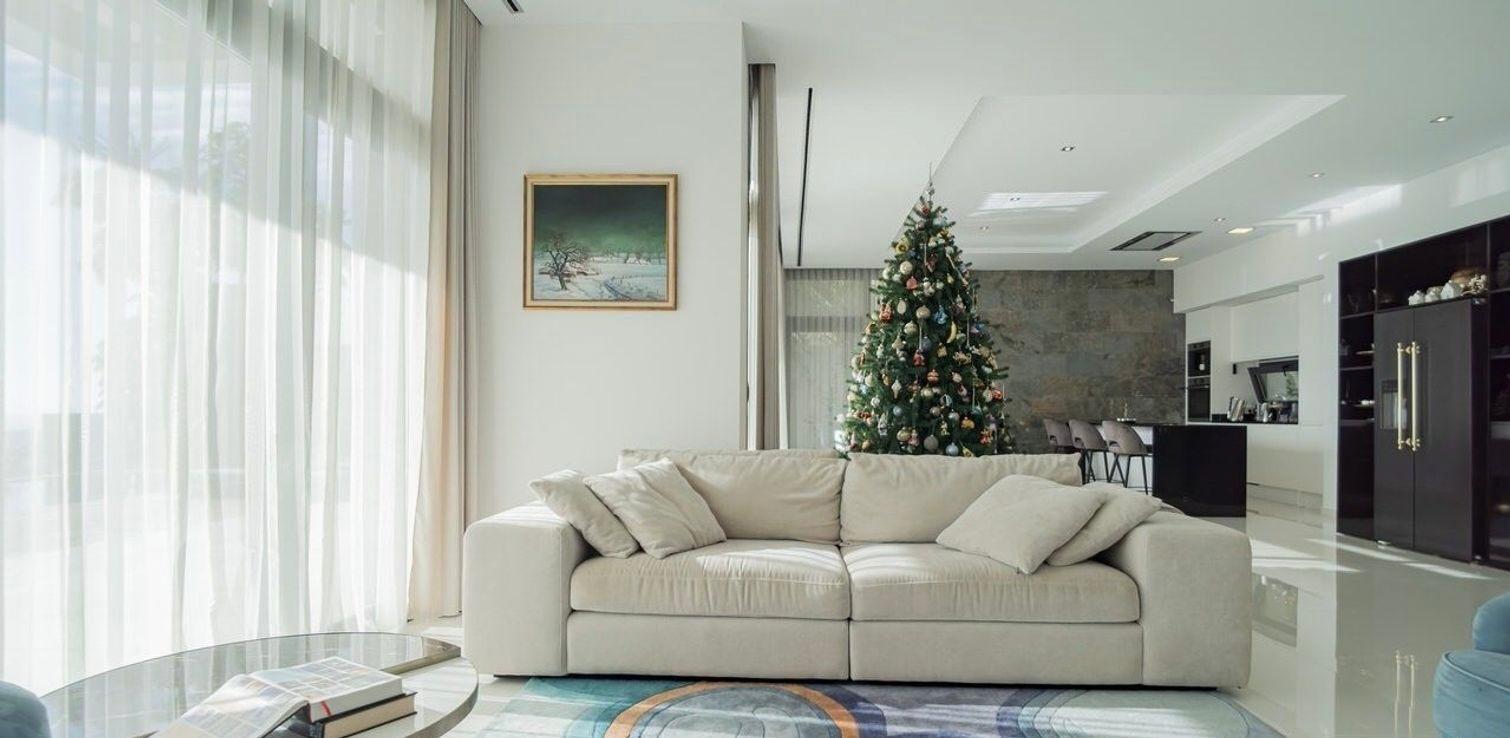 Villa de Lujo Exquisita en Sierra Cortina con Piscina y Vistas, Descubra esta villa de lujo en Sierra Cortina, Finestrat. 389m², 5 dorm, 5 baños, piscina privada, gimnasio y vistas espectaculares. ¡Viva el lujo y la privacid
