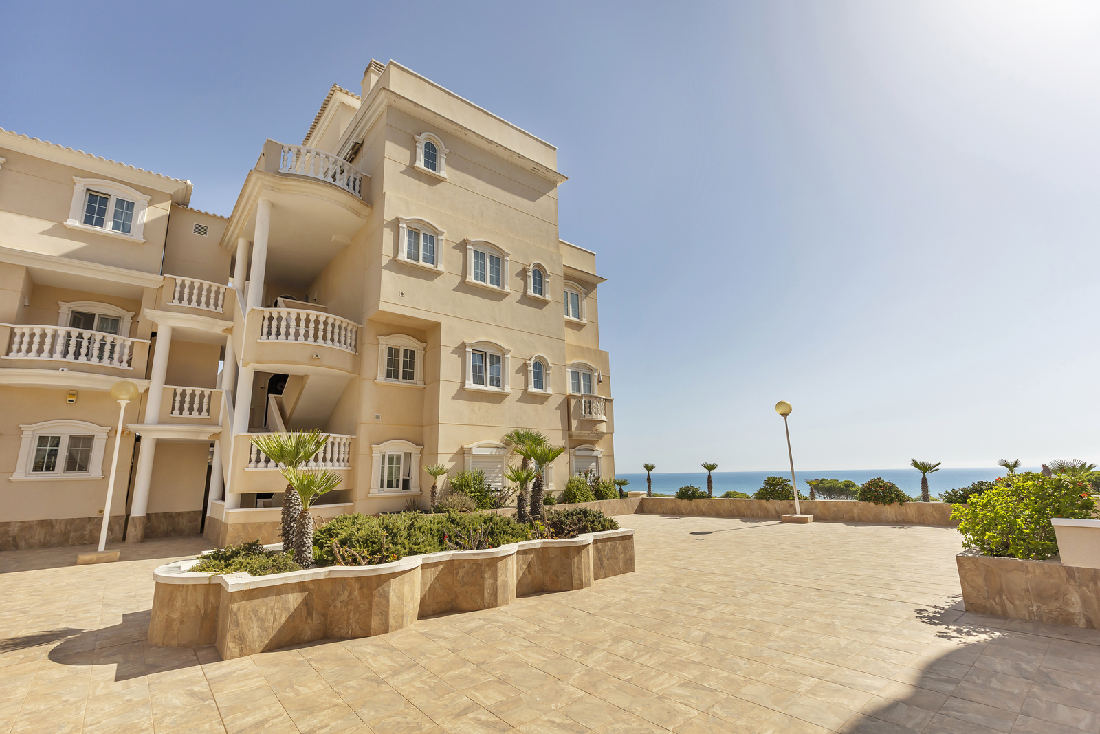 Tu Oasis Mediterráneo en Guardamar: ¡Listo para Vivir!