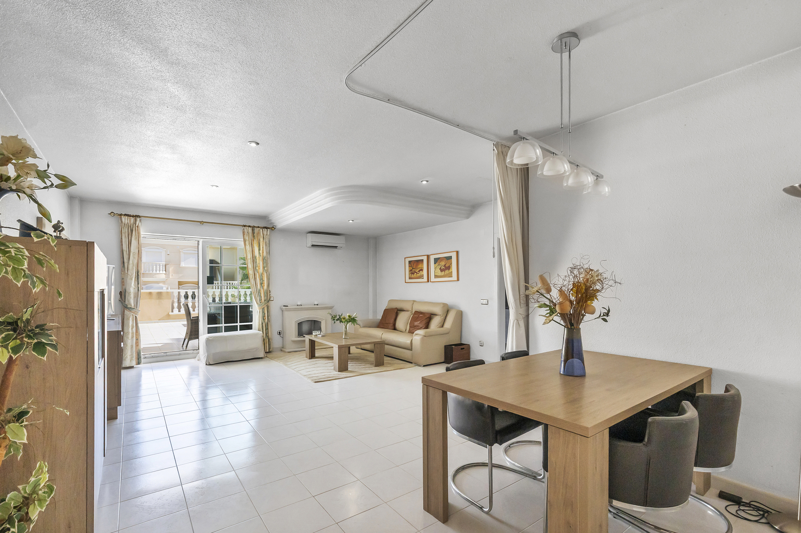 Tu Oasis Mediterráneo en Guardamar: ¡Listo para Vivir!
