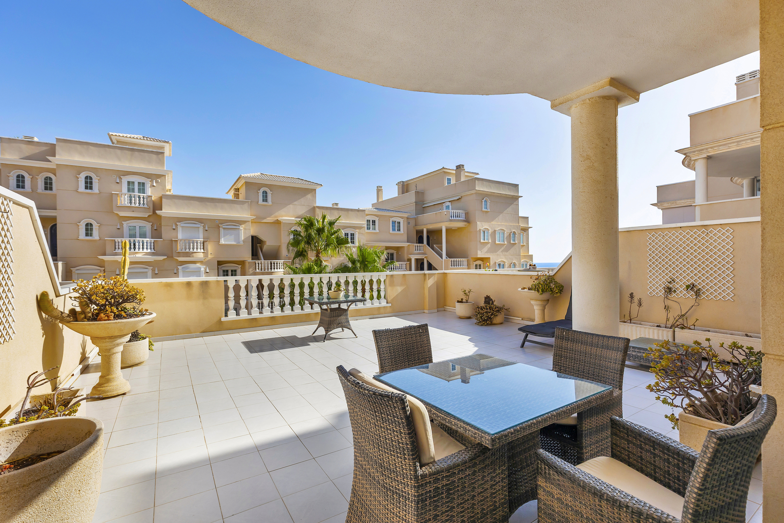 Tu Oasis Mediterráneo en Guardamar: ¡Listo para Vivir!