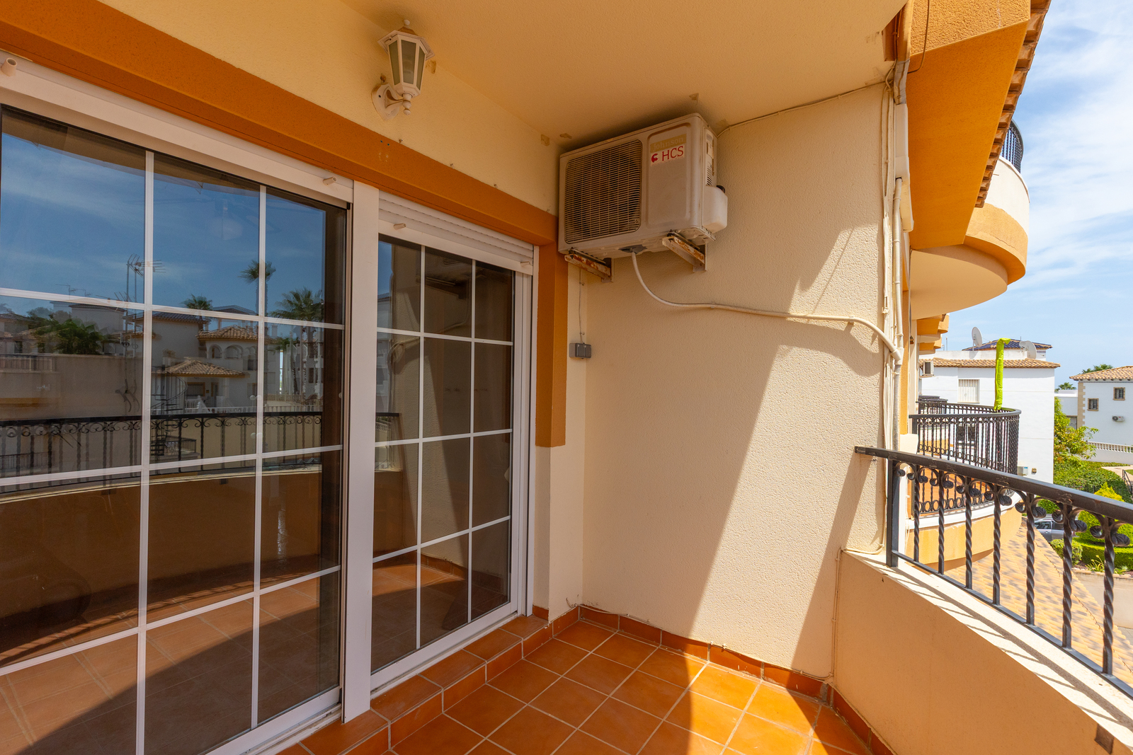 Apartamento amueblado con solarium privado