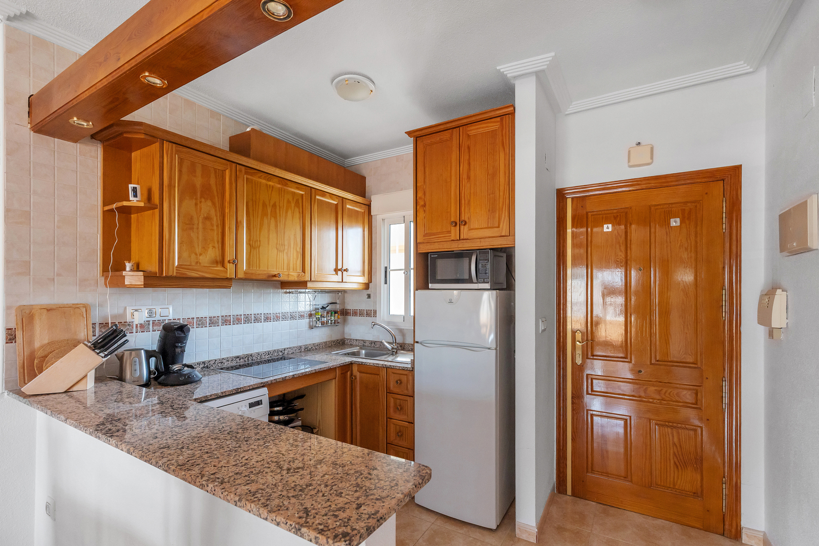 Apartamento amueblado con solarium privado