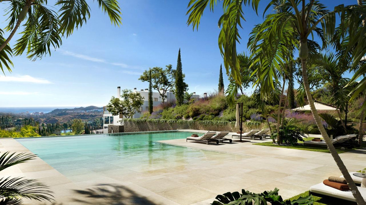 propiedad, Exclusivo residencial en Mijas, Málaga. Viviendas de 1-3 dorm. con terraza, vistas al mar/montaña. A 10 min de la playa. Jardín, piscina infinity, gimnasio. ¡Vi