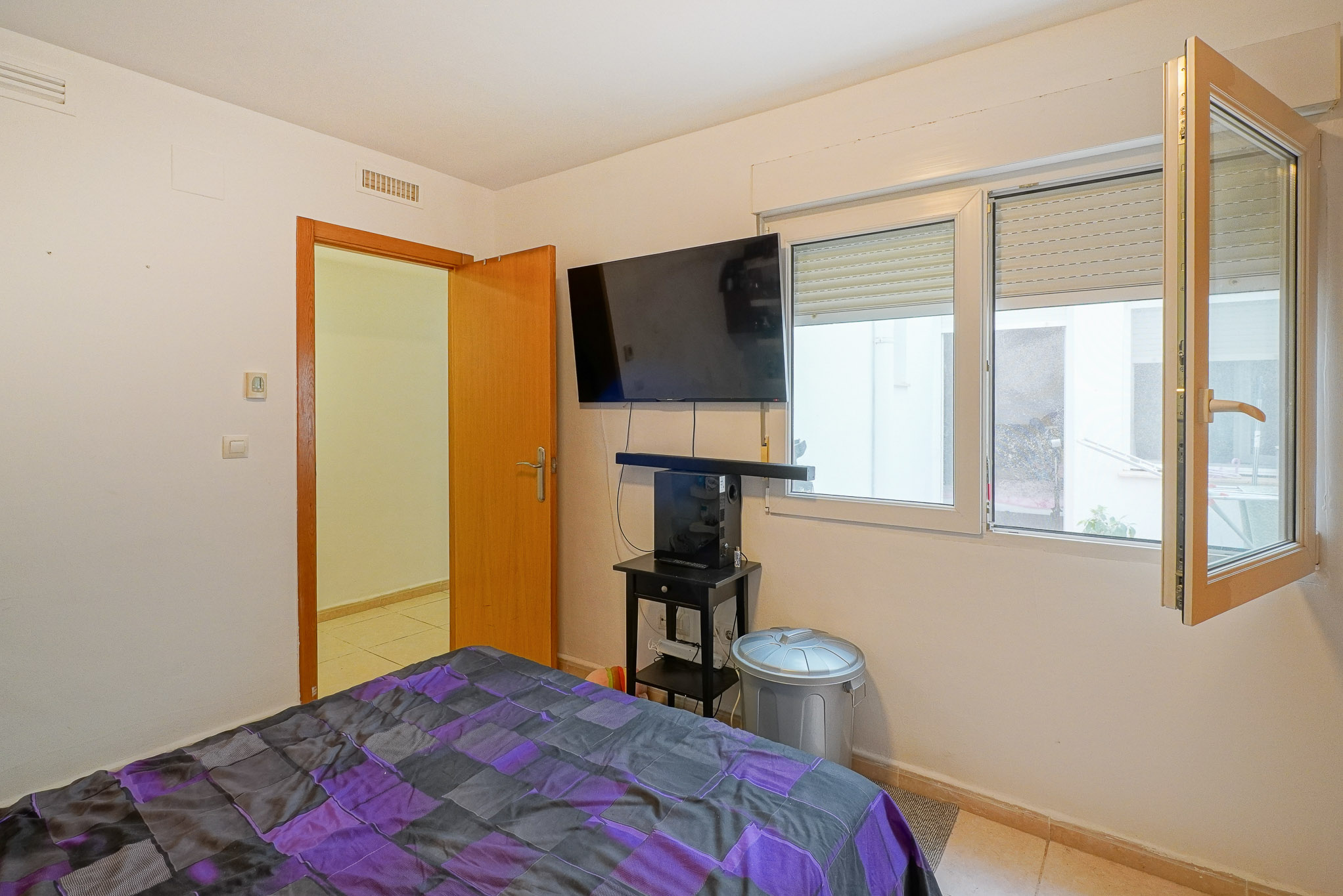 Teulada Centro: Apartamento 3 Dormitorios con Parking Doble., Apartamento en Teulada, Alicante. Disfruta la vida mediterránea en este acogedor piso de 3 dorm, 2 baños y parking doble. Cerca de playas y servicios. ¡Oportuni
