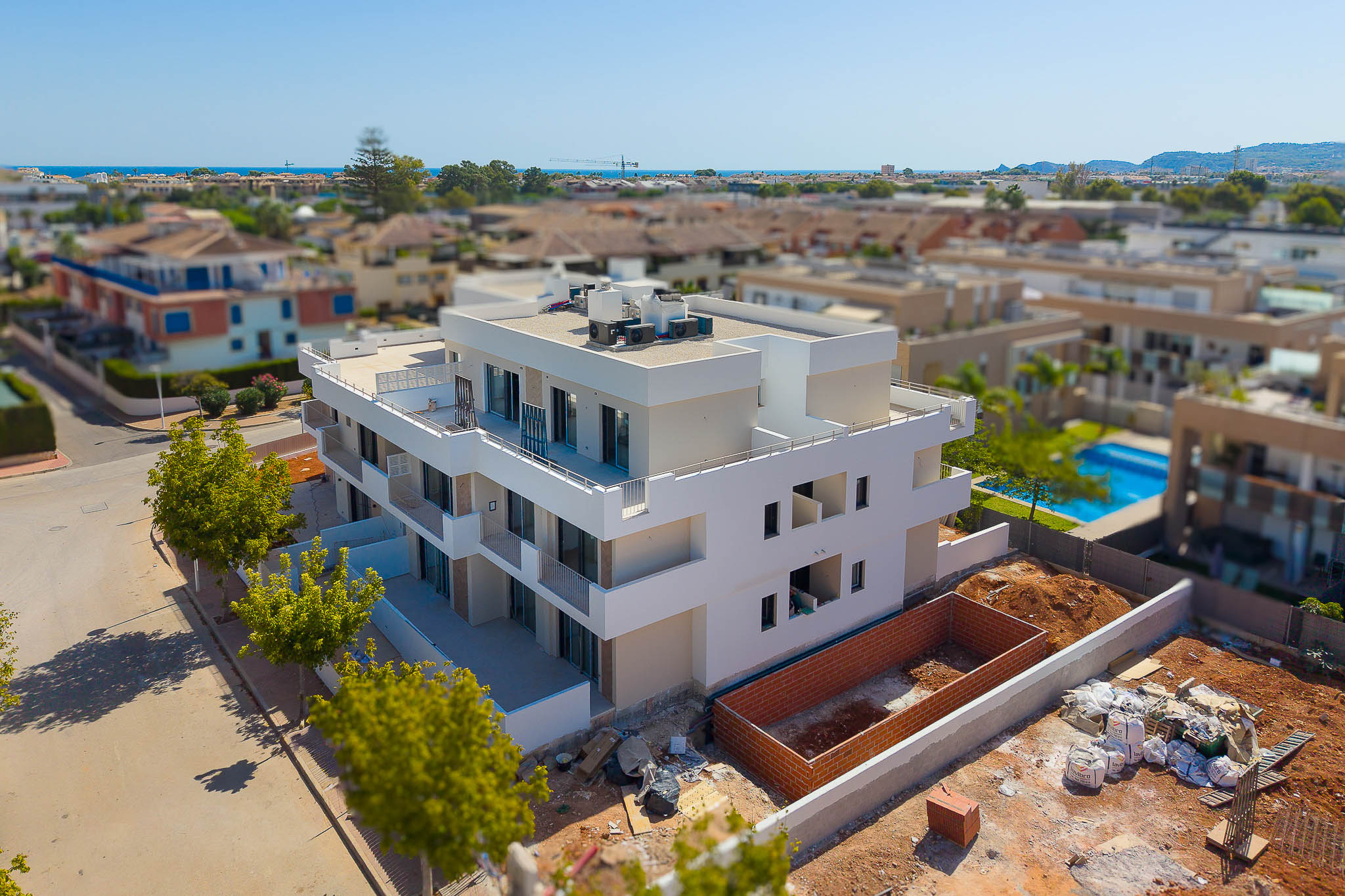 Jávea: Últimos Apartamentos de Lujo, Cerca del Mar y Centro, Últimos apartamentos de lujo en Jávea, Alicante. Exclusivo proyecto de 9 viviendas en construcción, junto al centro histórico y a 1km de playas. 3 dormitorios,