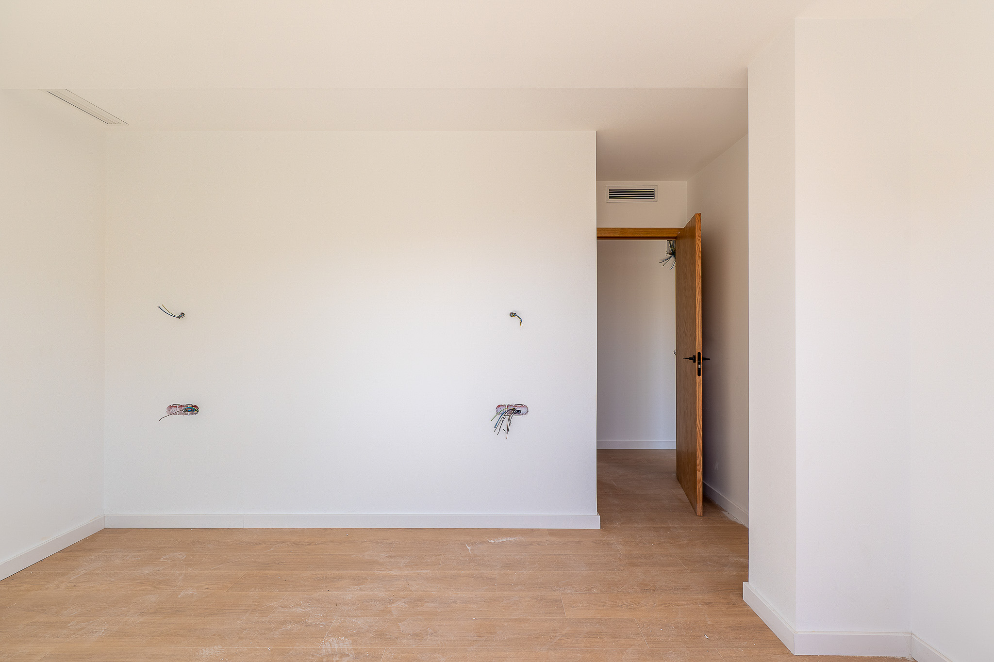 Jávea: Últimos Apartamentos de Lujo, Cerca del Mar y Centro, Últimos apartamentos de lujo en Jávea, Alicante. Exclusivo proyecto de 9 viviendas en construcción, junto al centro histórico y a 1km de playas. 3 dormitorios,