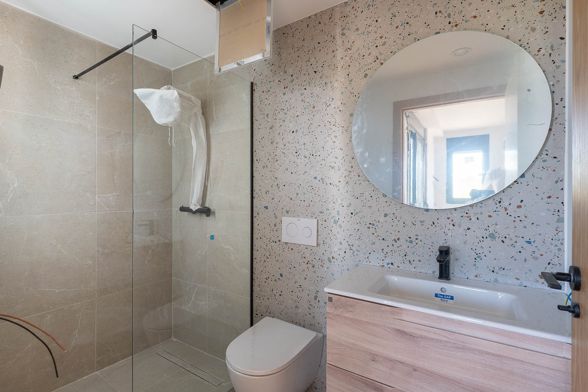 Jávea: Últimos Apartamentos de Lujo, Cerca del Mar y Centro, Últimos apartamentos de lujo en Jávea, Alicante. Exclusivo proyecto de 9 viviendas en construcción, junto al centro histórico y a 1km de playas. 3 dormitorios,