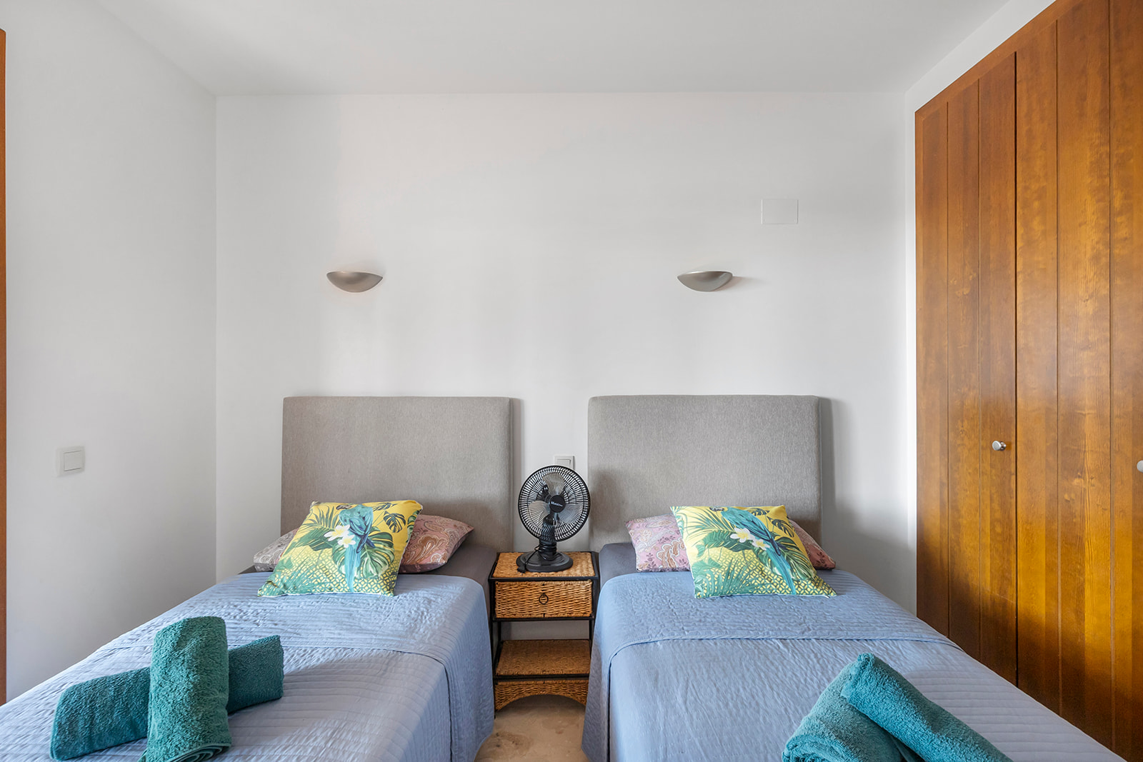 Apartamento con terraza de 40m2 en Punta Prima