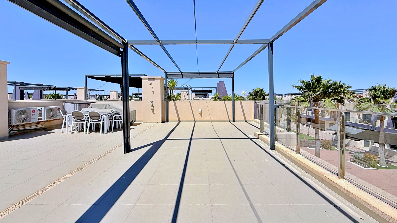 Ático con solarium en playa de Higuericas, Torre de la Horadada