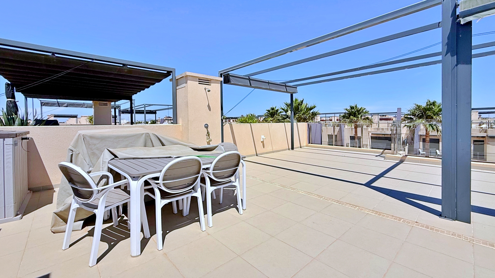 Ático con solarium en playa de Higuericas, Torre de la Horadada