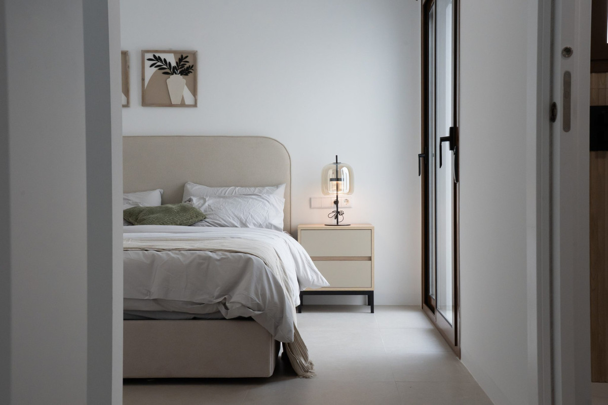 Exclusiva Villa Moderna con Piscina en Torre-Pacheco, Murcia, Descubre 6 villas de diseño contemporáneo en Torre-Pacheco, Murcia. 2 dorm., 2 baños, piscina privada, solárium y parking. Cerca de golf y playas del Mar Menor.
