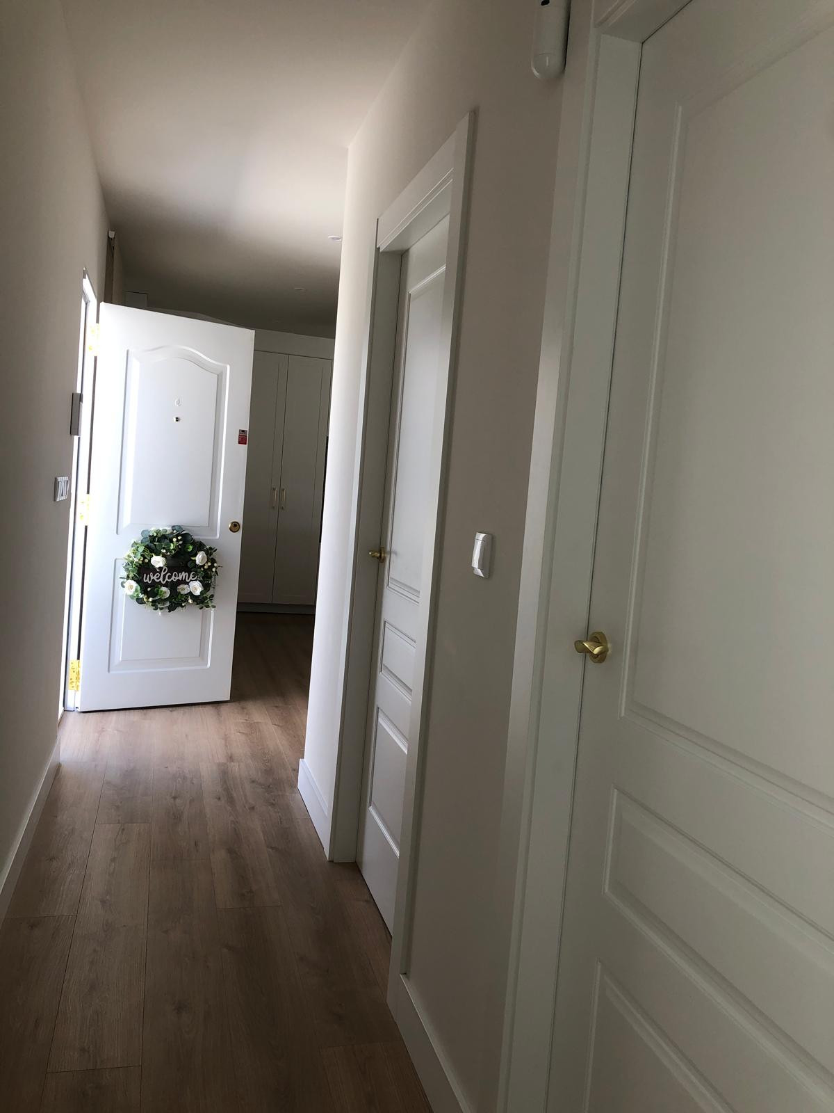 Tu Villa Soñada en Pinoso, Alicante: ¡Diseño Exclusivo!, Crea tu villa de ensueño en Pinoso, Alicante. Diseño moderno, 3 dorm, piscina privada. Personalizable. A 25 min del aeropuerto. Entrega en 10 meses. Desde 346.5
