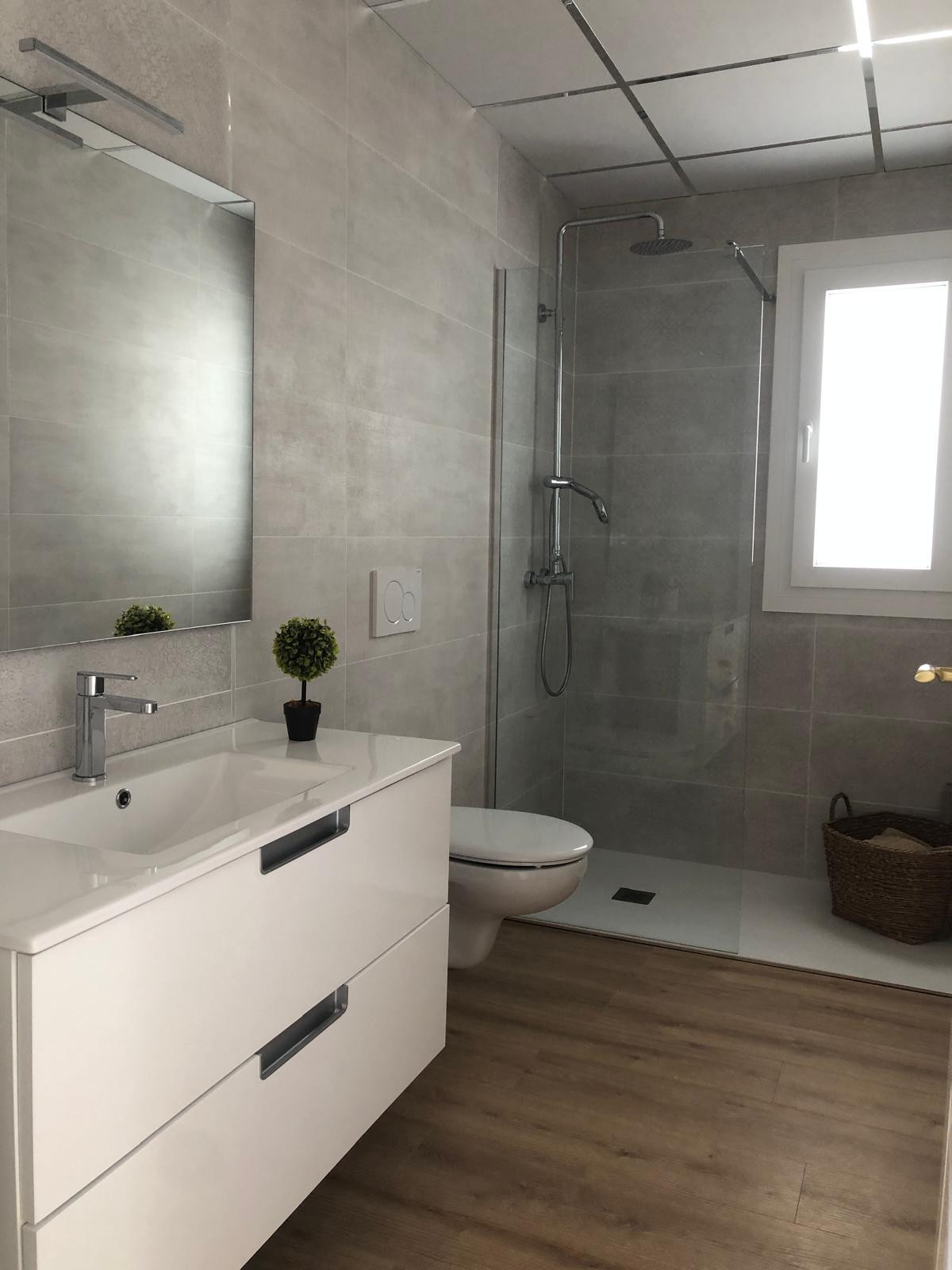Tu Villa Soñada en Pinoso, Alicante: ¡Diseño Exclusivo!, Crea tu villa de ensueño en Pinoso, Alicante. Diseño moderno, 3 dorm, piscina privada. Personalizable. A 25 min del aeropuerto. Entrega en 10 meses. Desde 346.5