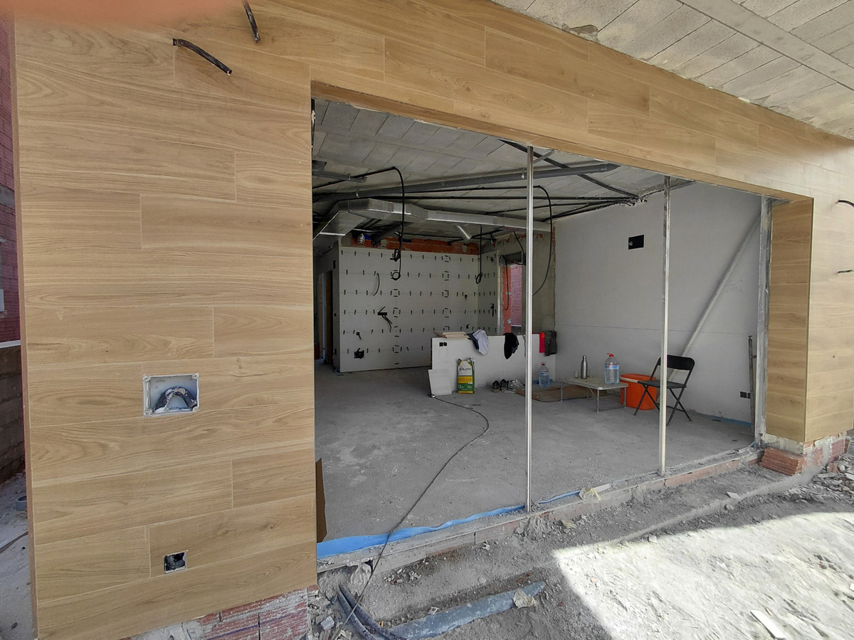 Villa Exclusiva: Lujo Mediterráneo con Piscina en Pilar, Villas de lujo de nueva construcción en Pilar de la Horadada, Alicante. Disfrute del estilo de vida mediterráneo con piscina privada, 3 dorm, 3 baños y solárium