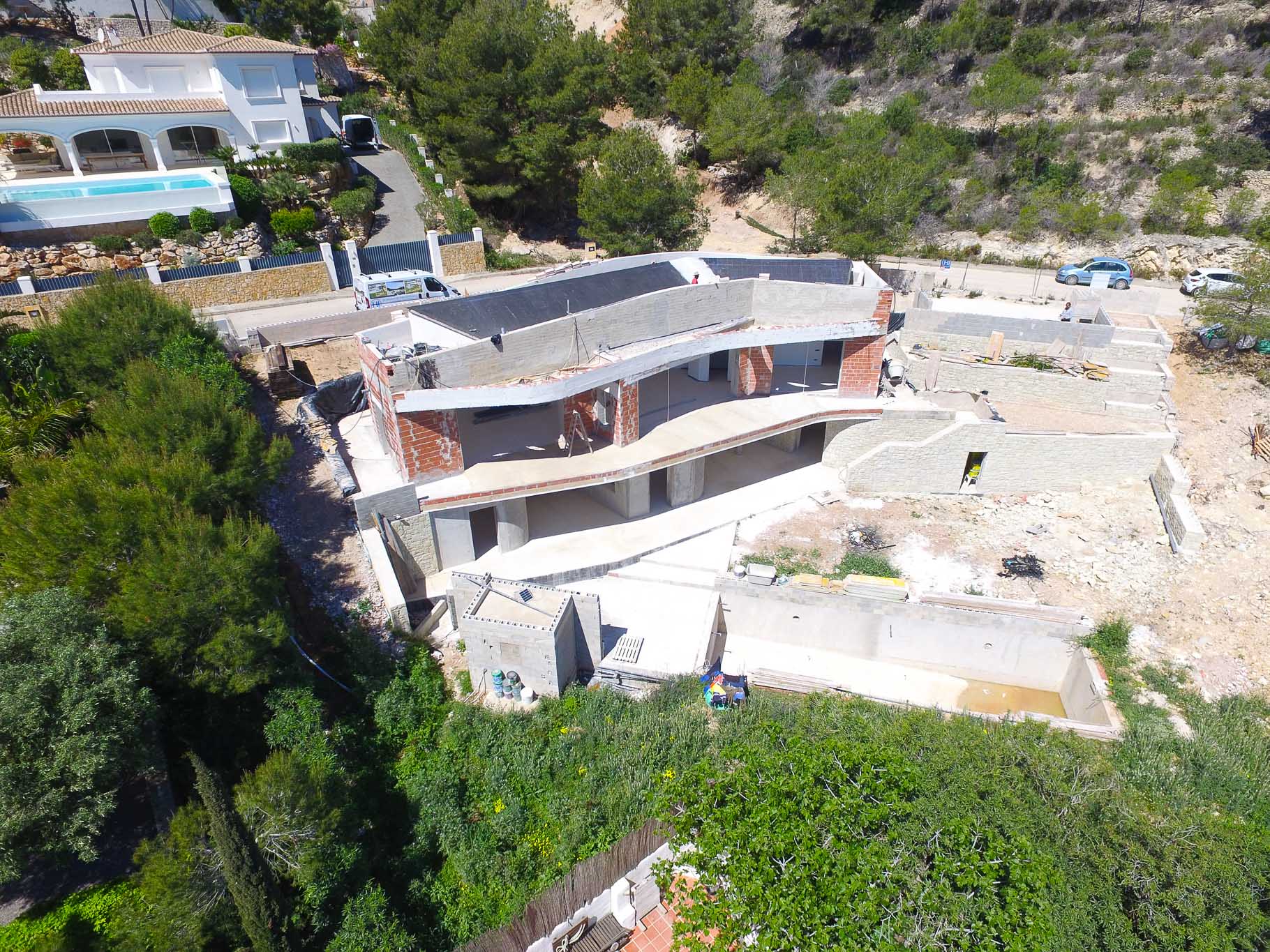 Exclusiva Villa Moderna en Javea: Lujo y Naturaleza, Exclusiva villa de lujo a estrenar en Tosalet 5, Javea. Moderna, con piscina, jardín y cerca de playas Costa Blanca. Entrega 2025. ¡Oportunidad única!