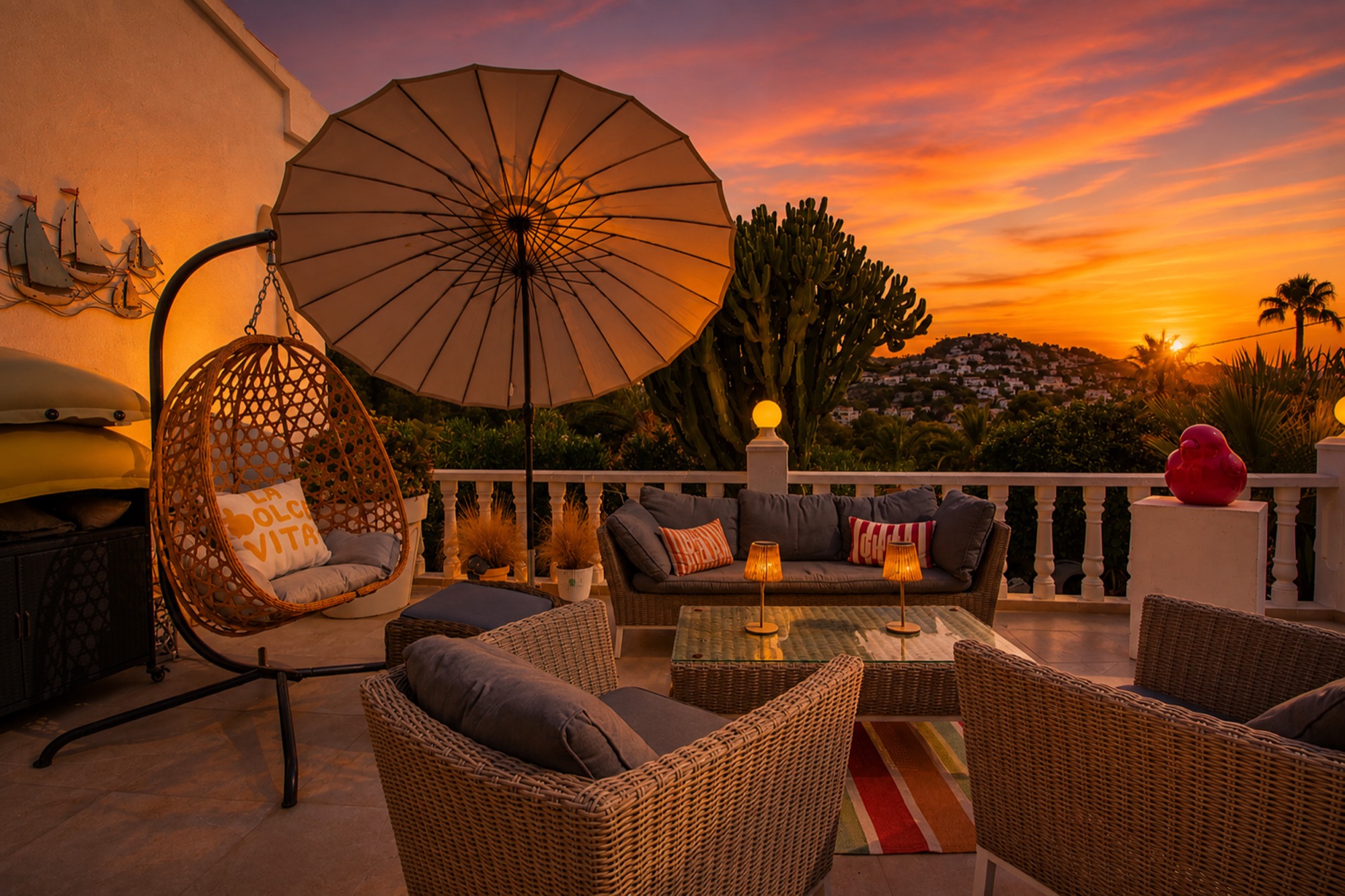 Benissa: Villa de Lujo Renovada con Piscina Privada, Villa de lujo renovada en Buenavista, Benissa, Costa Blanca. A 1.8km del mar, con piscina, jacuzzi y paneles solares. ¡Oportunidad única por 579.000€!