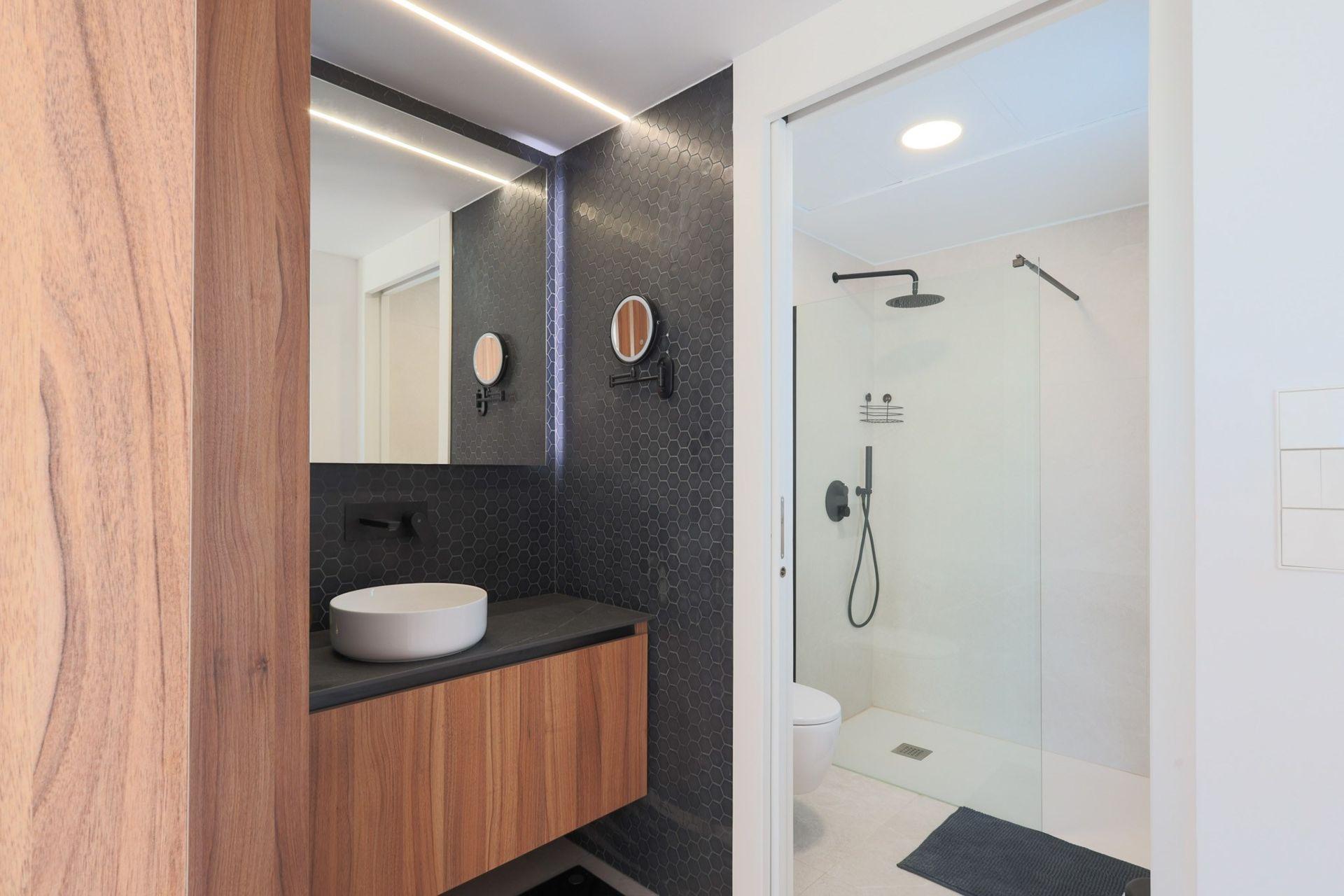 Villa de Lujo con Piscina en Exclusivo Resort Murcia, Villa de lujo en Santa Rosalía Resort, Murcia. Disfrute laguna cristalina, club de playa y amenities. 4 dorm, 4 baños, piscina privada, vistas. ¡Inversión única