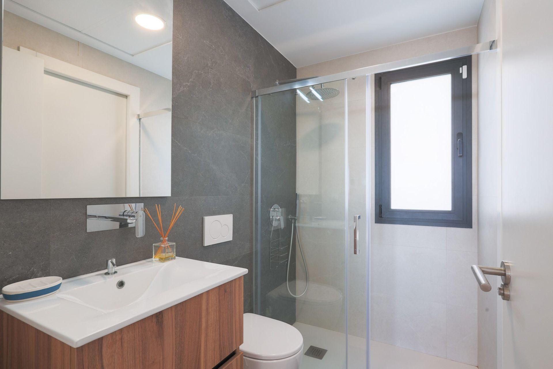 Villa de Lujo con Piscina en Exclusivo Resort Murcia, Villa de lujo en Santa Rosalía Resort, Murcia. Disfrute laguna cristalina, club de playa y amenities. 4 dorm, 4 baños, piscina privada, vistas. ¡Inversión única